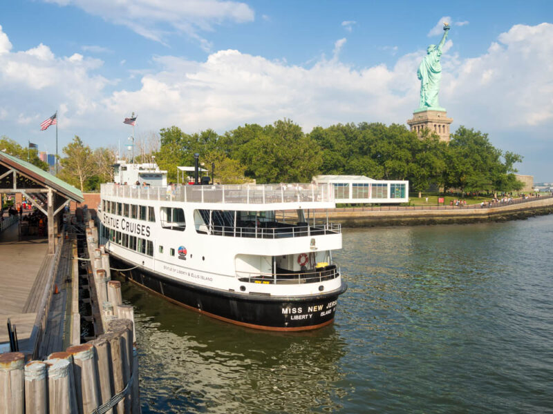 Cool Things to do in New York City: Harbor Cruise
