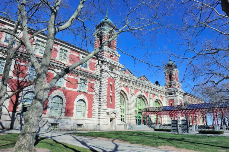 New York City Things to do: Ellis Island and the Statue of Liberty
