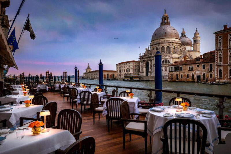Unique Canalside Bars in Venice: Bar Longhi
