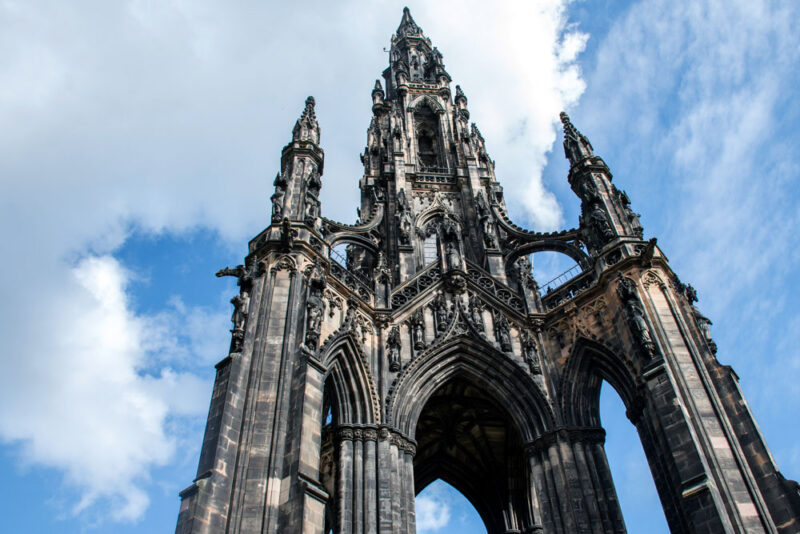 Weekend in Edinburgh 3 Days Itinerary: Scott Monument