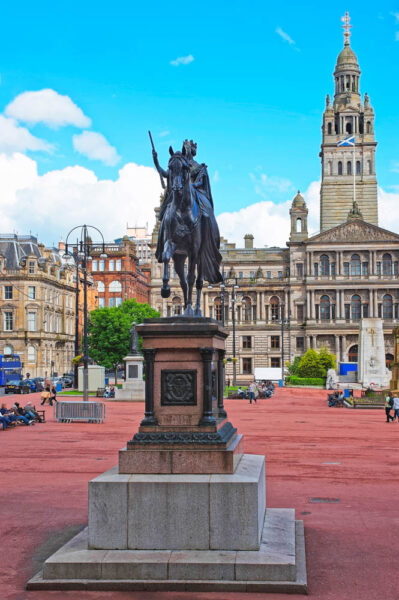 Weekend in Glasgow 3 Days Itinerary: George Square