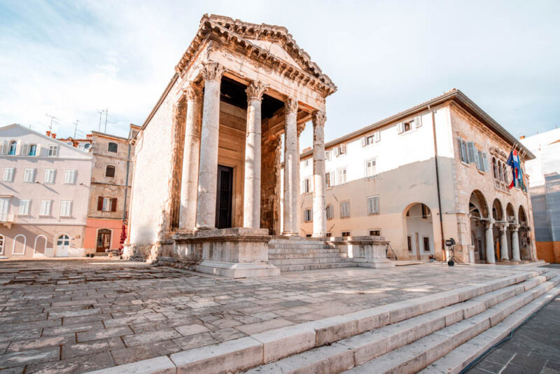 2 Week Itinerary in Croatia: Temple of Augustus