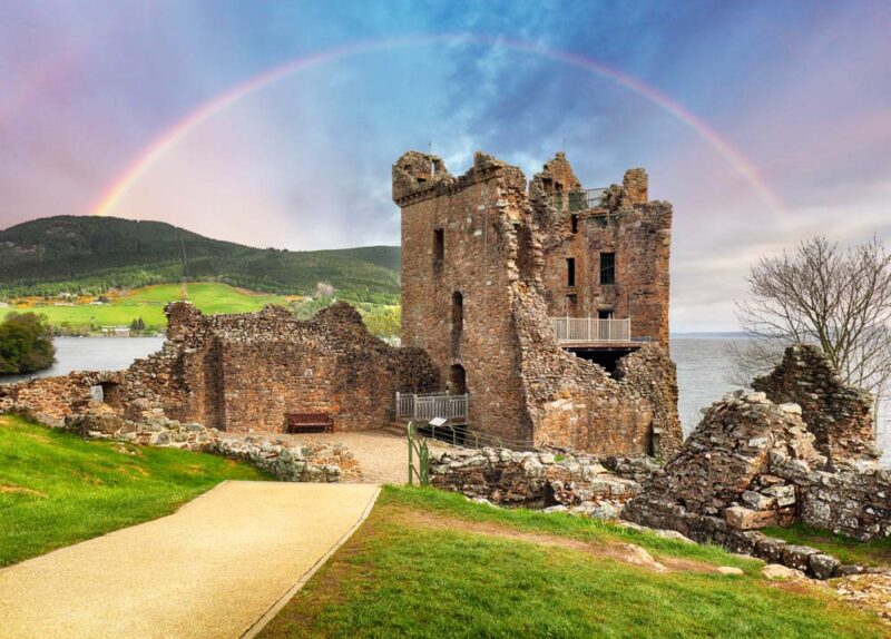 2 Week Itinerary in Scotland: Inverness Castle
