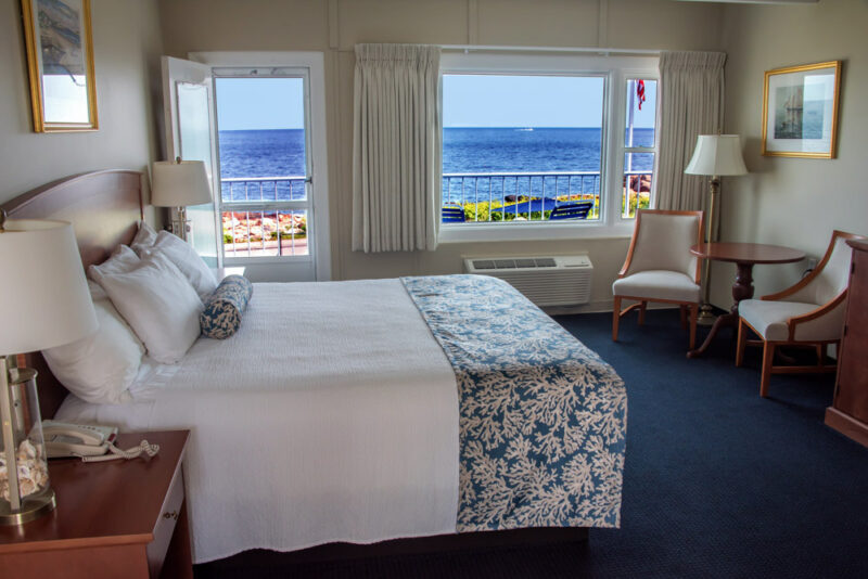 Best Hotels in Gloucester, Massachusetts: Atlantis Oceanfront Inn Gloucester