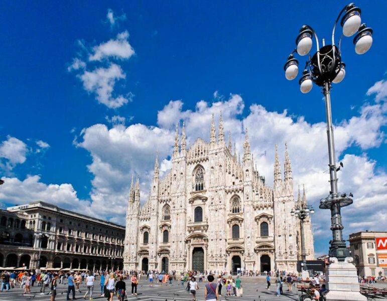 2 Week Italy Itinerary: Duomo Cathedral