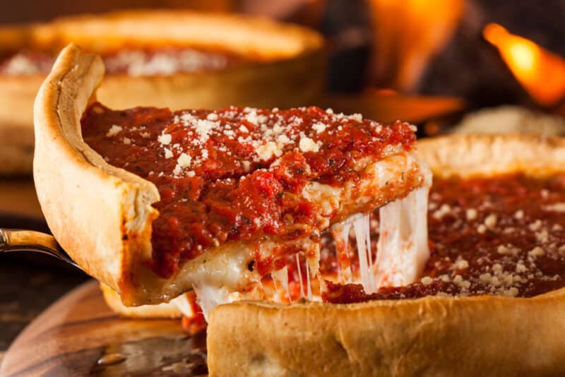 Chicago Things to do: Chicago Pizza Tour