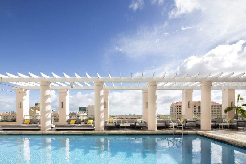 Cool Everglades National Park Hotels: Hotel Colonnade Coral Gables
