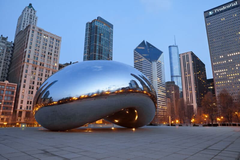 Unique Things to do in Chicago: Millenium Park and the Iconic Bean