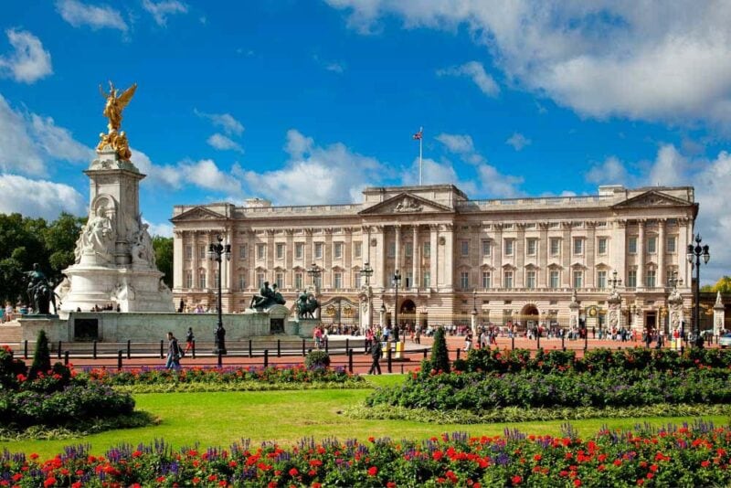 2 Week England Itinerary: Buckingham Palace
