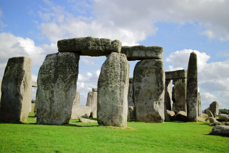 2 Week Itinerary in England: Stonehenge