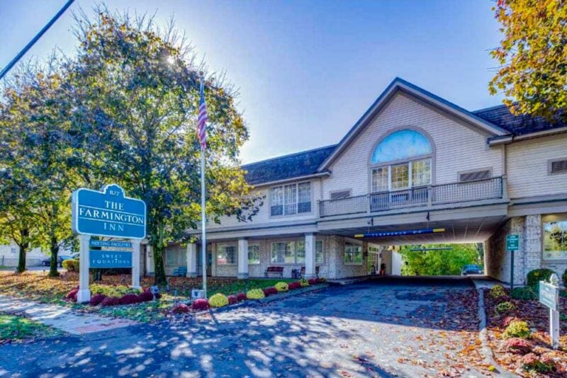 Best Hotels Hartford, Connecticut: The Farmington Inn and Suites
