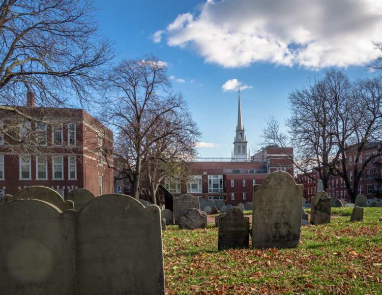 Boston Tours You Have to Book: Ghosts and Gravestones Tour