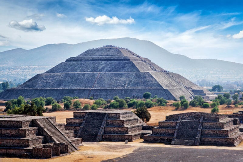 Fun Things to do in Mexico City: Teotihuacan 
