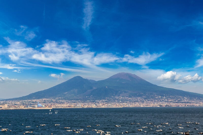 tourist attractions near naples italy