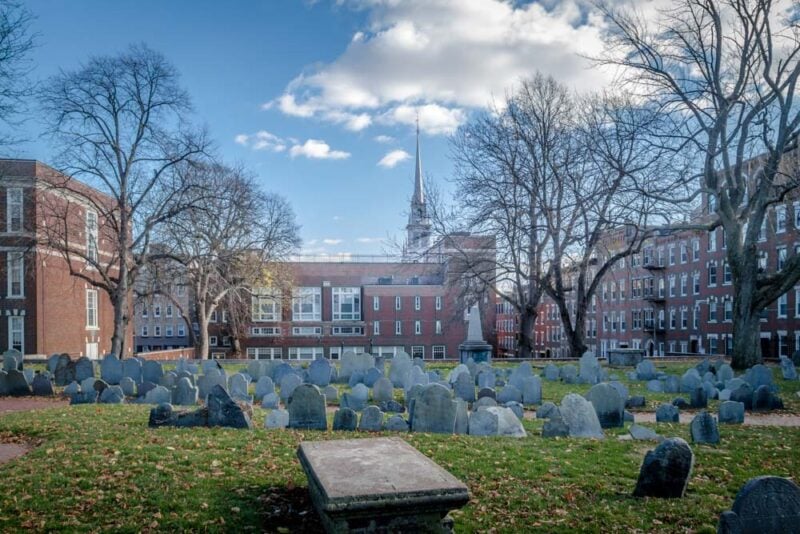 Fun Tours to Book in Boston: Ghosts and Gravestones Tour