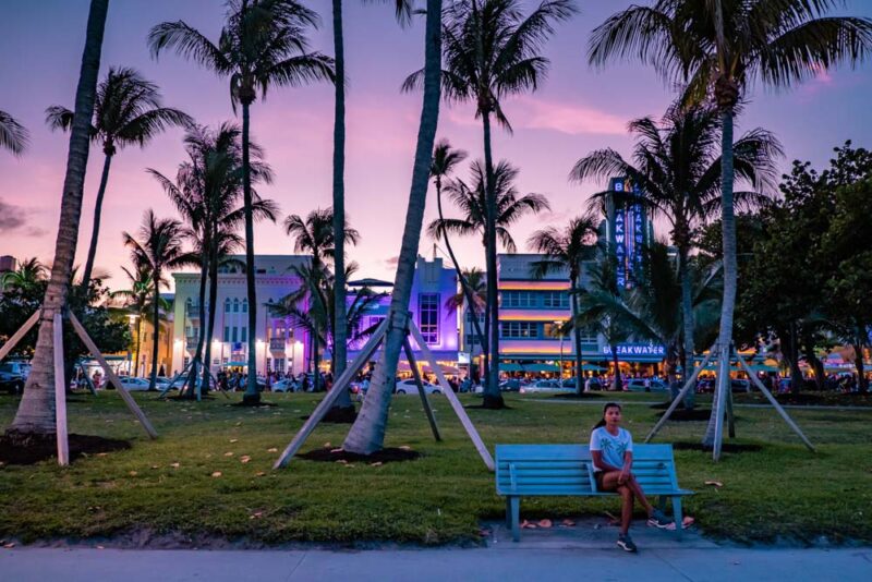 Must do things in Miami Beach, Florida: Art Deco Historic District