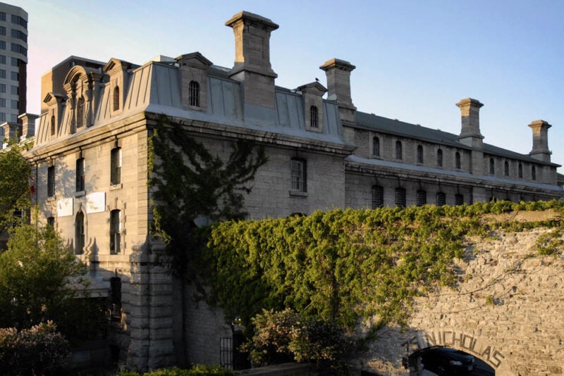 Best Ottawa Hotels: Saintlo Ottawa Jail Hostel