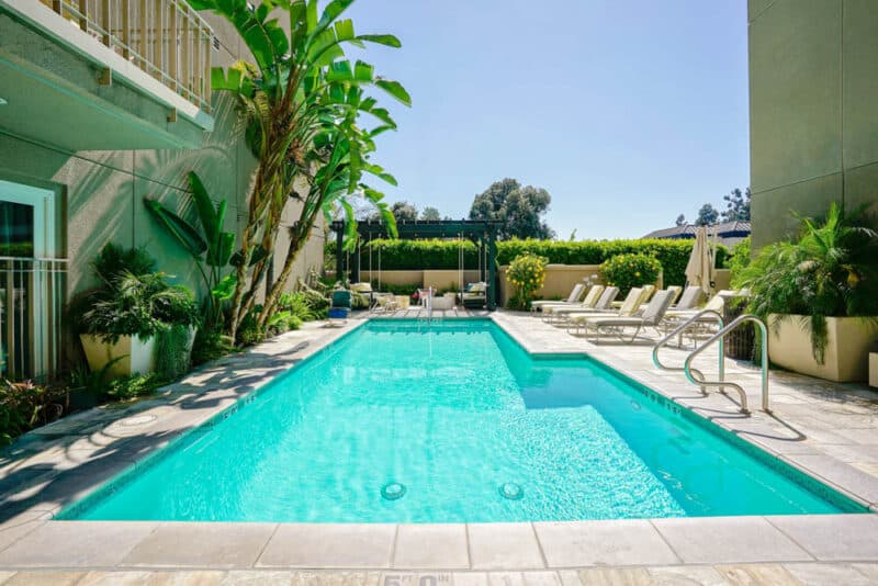 Best Universal Studios Hollywood Hotels in Los Angeles, California: Hotel Amarano Burbank - Hollywood