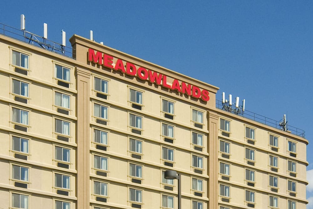 Rutherford Hotels Near MetLife Stadium: Meadowlands Plaza Hotel