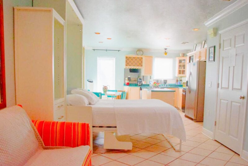 Unique Hotels in Panama City Beach, Florida: Pineapple Villas