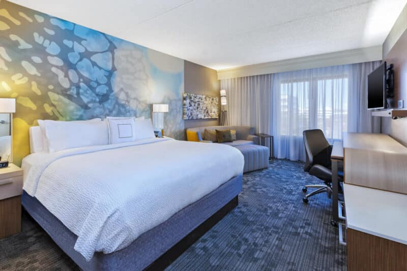 Where to Stay Near MetLife Stadium: Courtyard by Marriott Secaucus Meadowlands