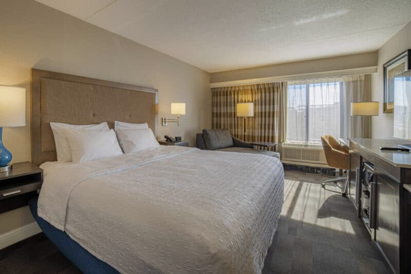 Where to Stay Near MetLife Stadium: Hampton Inn Carlstadt at the Meadowlands