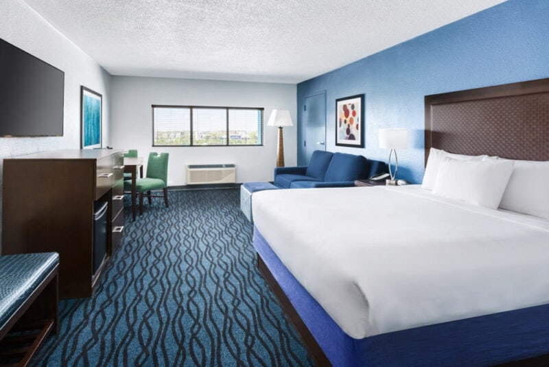 Where to Stay Near Universal Orlando: CoCo Key Hotel & Water Park Resort