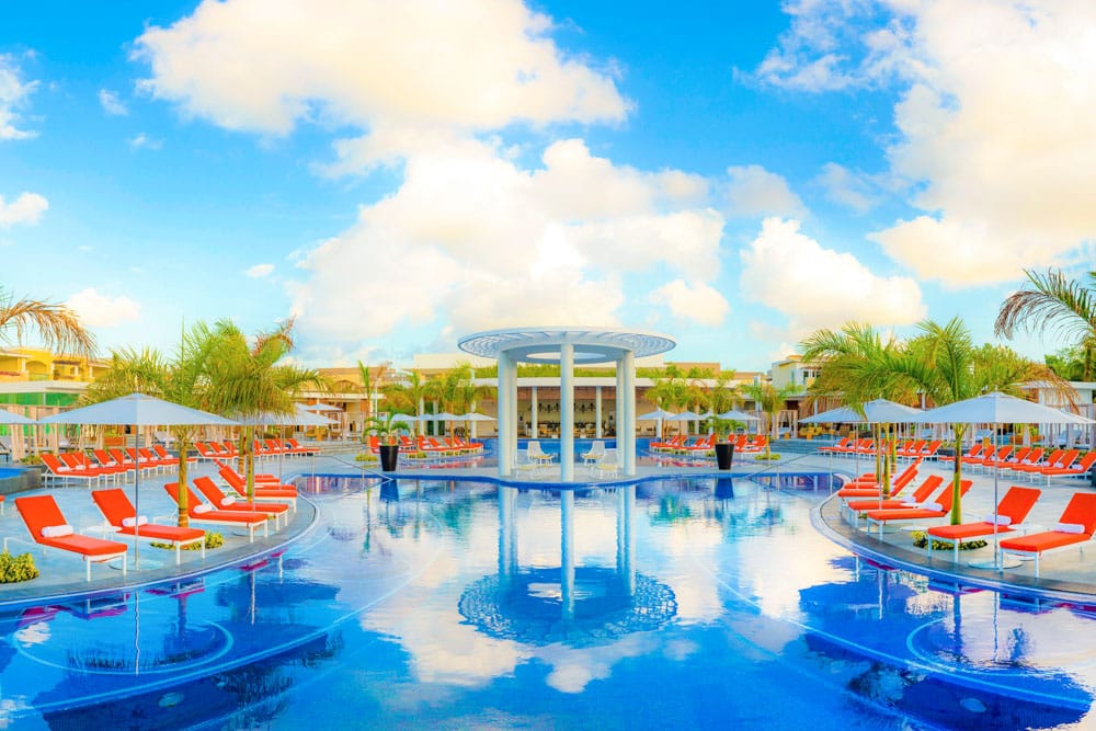 Best Cancun Hotels with Swim-Up Rooms: Moon Palace the Grand Cancun