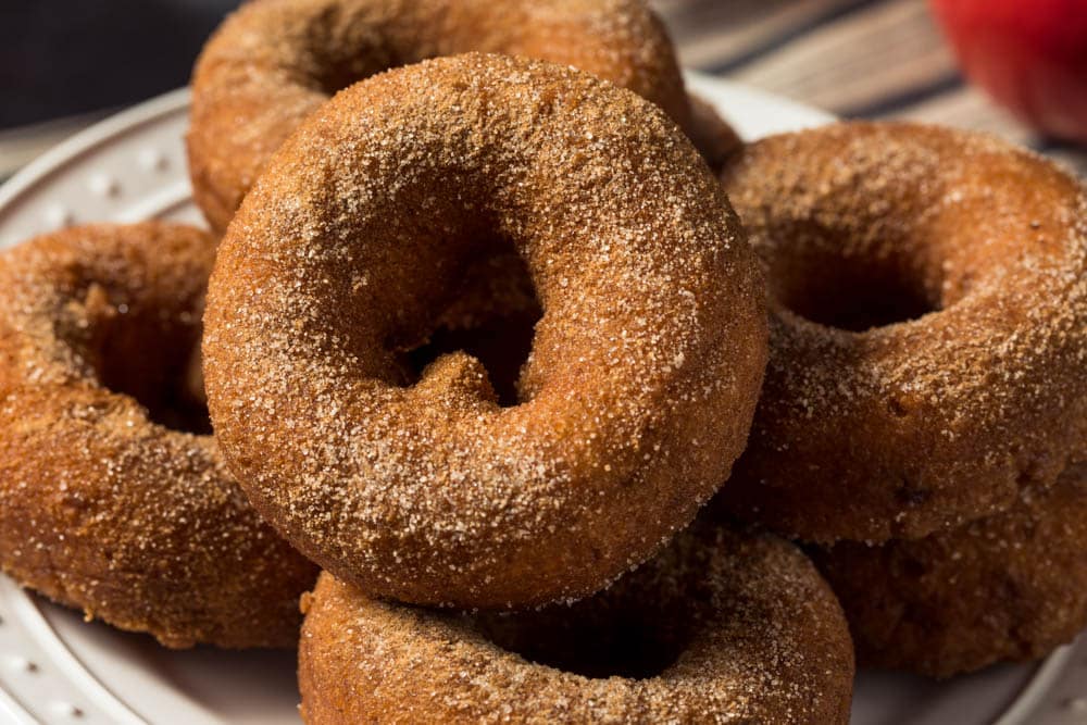 Best Foods to Try in Massachusetts: Apple Cider Donuts
