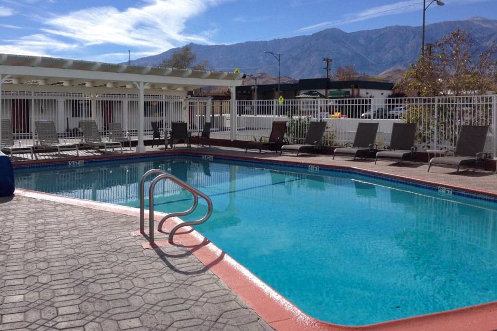 Best Hotels Near Death Valley National Park: Historic Dow Hotel