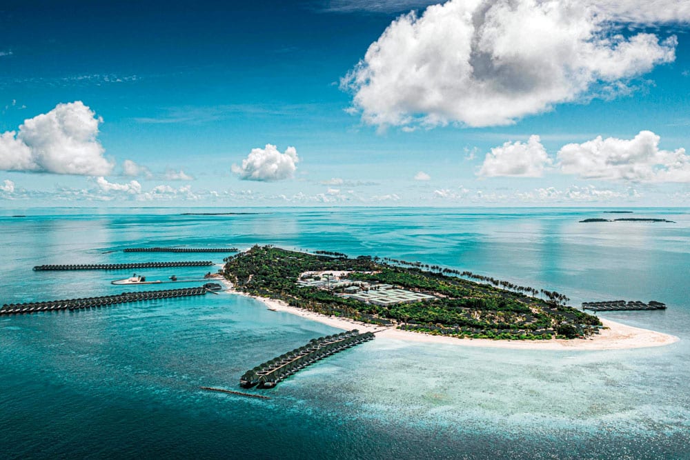 Best Maldives Hotels with Overwater Bungalows: Siyam World Maldives