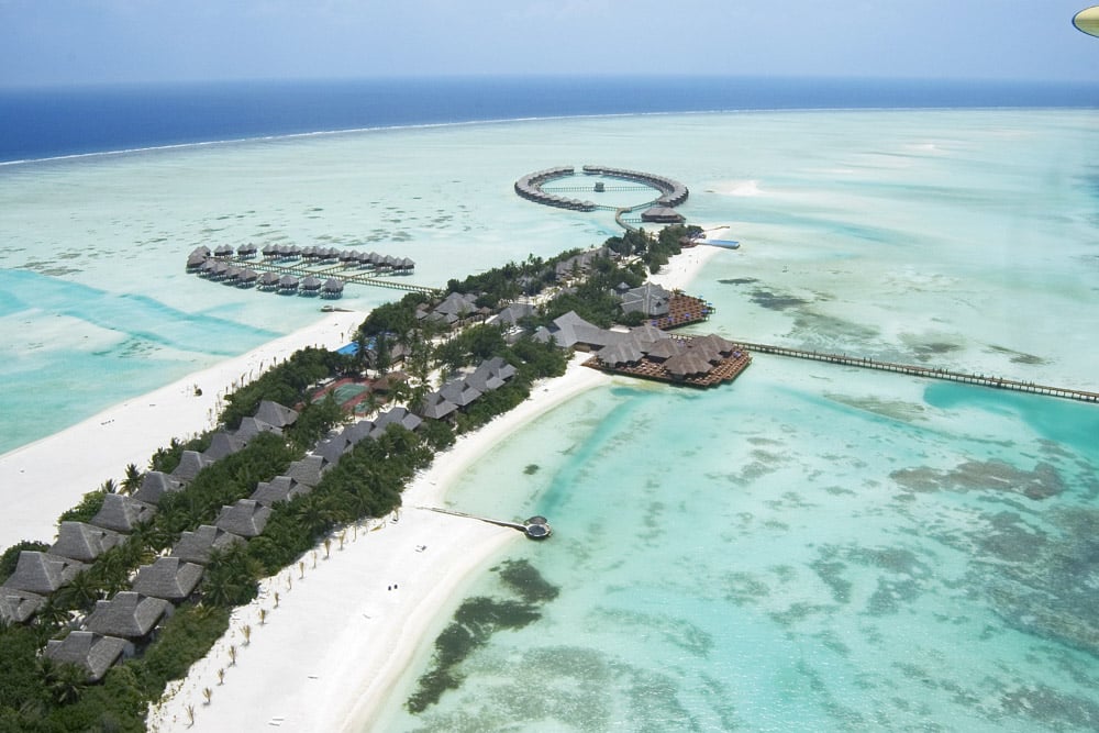 Best Maldives Hotels with Overwater Bungalows: Sun Siyam Olhuveli