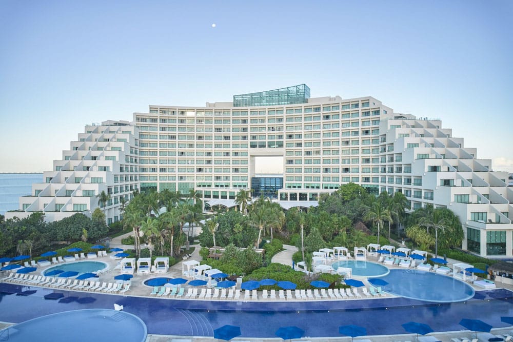 Cool Cancun Hotels: Live Aqua Beach Resort