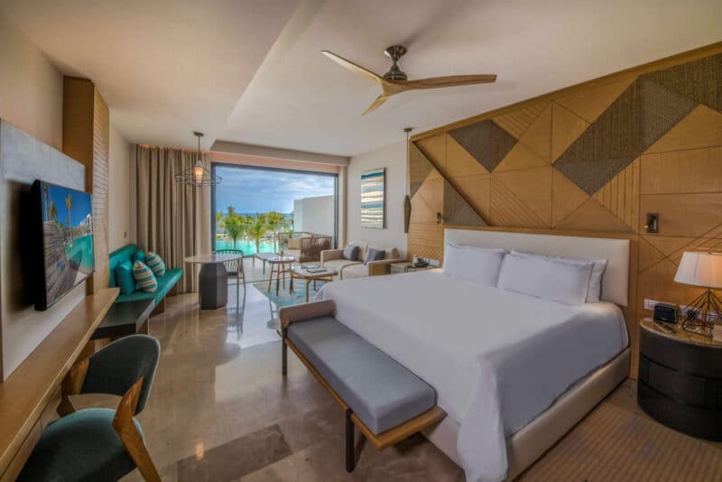 Cool Cancun Hotels with Swim-Up Rooms: Haven Riviera Cancun