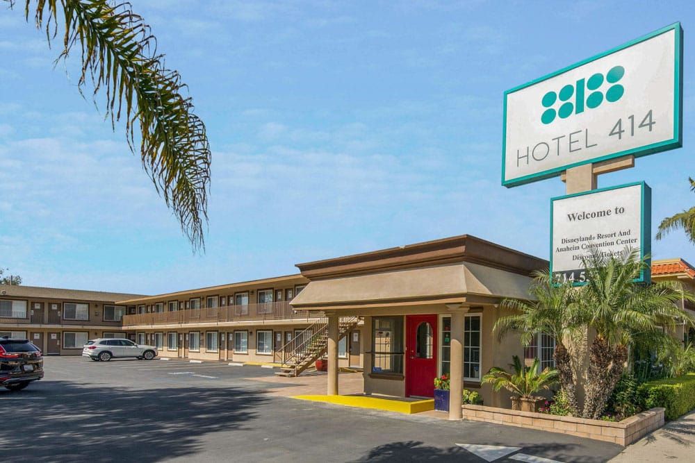 Cool Knott's Berry Farm Hotels in Anaheim, California: Hotel 414 Anaheim