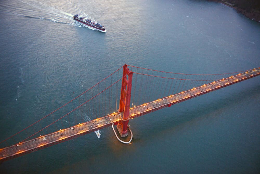 San Francisco Tours You Have to Book: Aerial View of the Golden Gate Bridge from a Seaplane