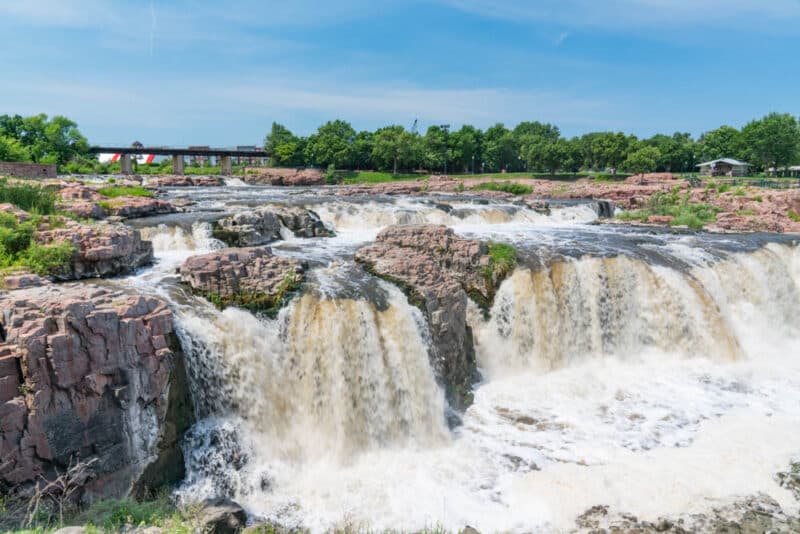South Dakota Bucket List: Falls Park in Sioux Falls