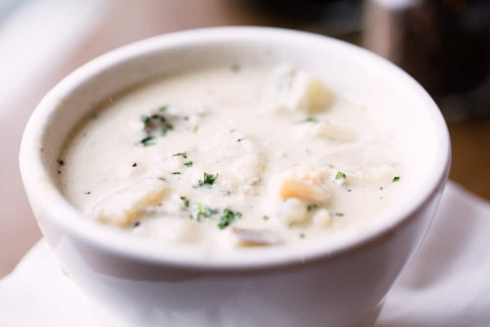 Unique Foods to Try in Massachusetts: Creamy Clam Chowder