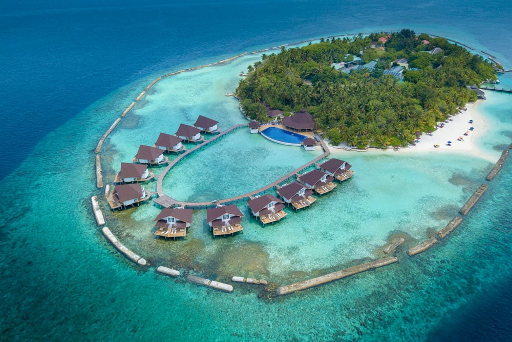 Unique Maldives Hotels with Overwater Bungalows: Ellaidhoo Maldives by Cinnamon