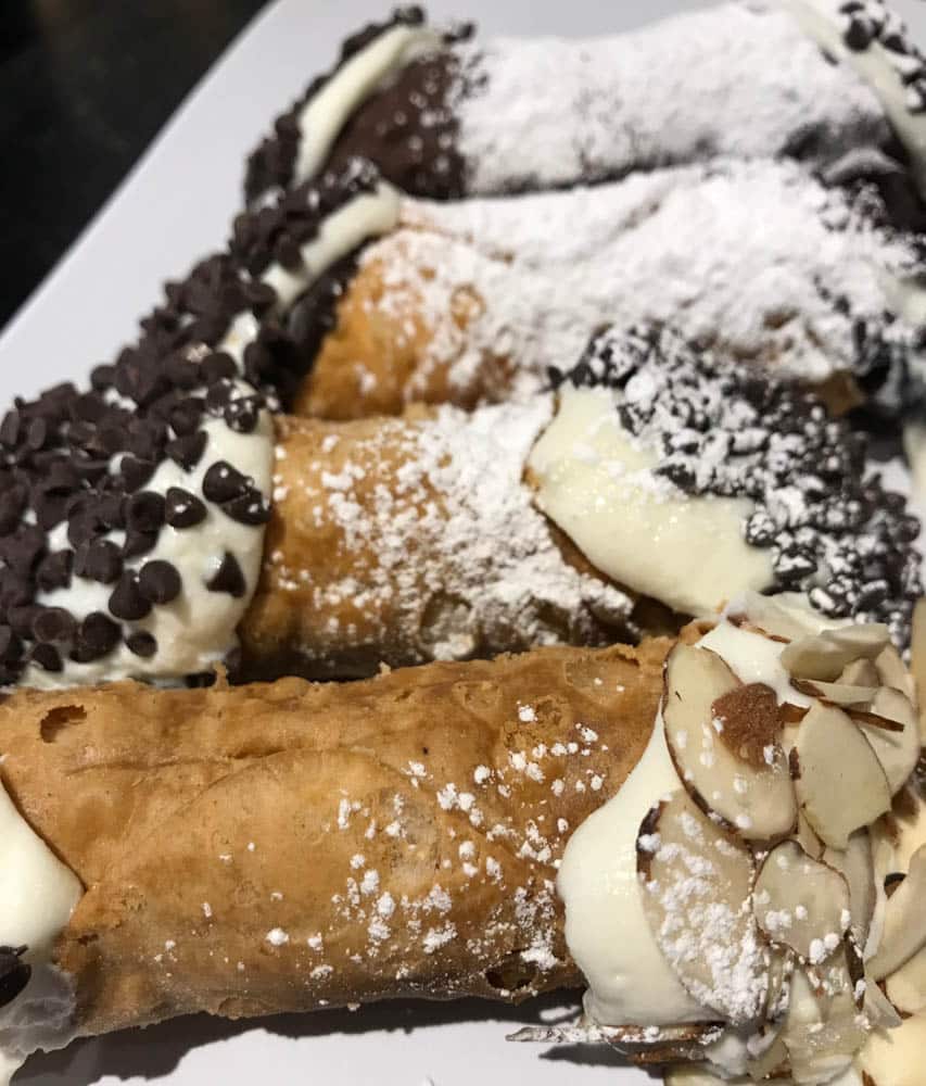 What to Eat in Massachusetts: Cannoli in the North End