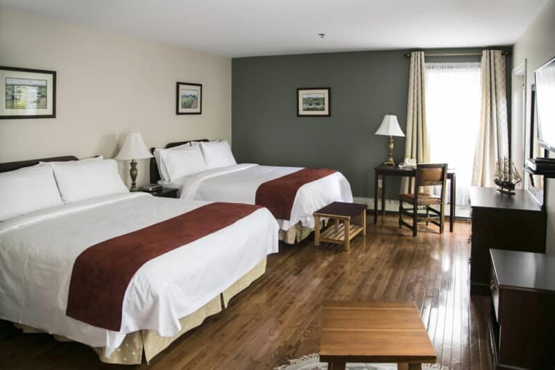 Cool Hotels in Prince Edward Island, Canada: The Harbour House