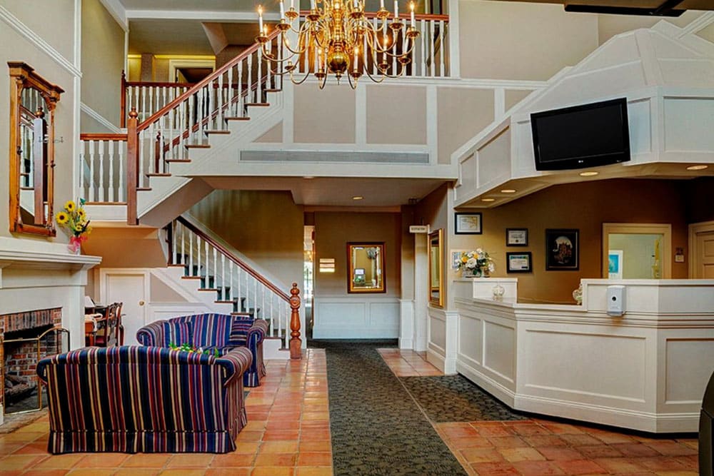 Cool Prince Edward Island Hotels: The Loyalist Country Inn