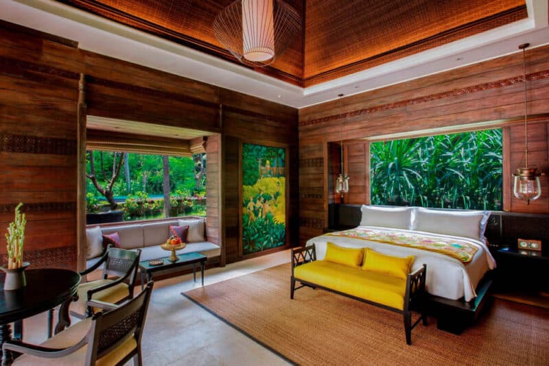 Unique Honeymoon Hotels in Bali, Indonesia: Mandapa