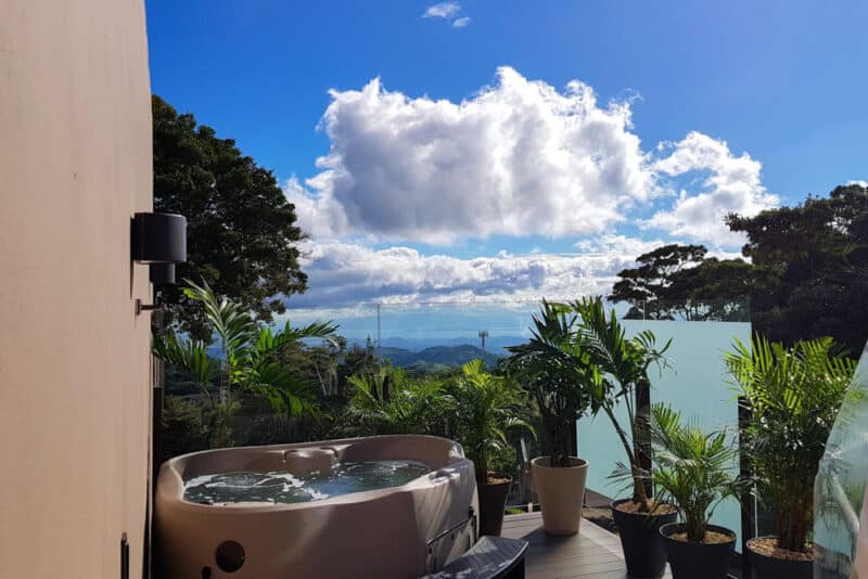 Unique Monteverde Hotels: Chira Glamping Monteverde