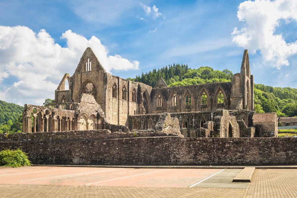 Wales Things to do: Tintern Abbey Wales