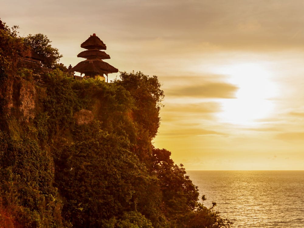 Where to Stay in Uluwatu, Bali: Best Hotels