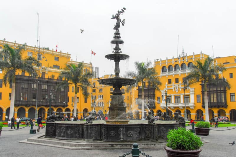 3 Days in Lima Weekend Itinerary: Plaza de Armas