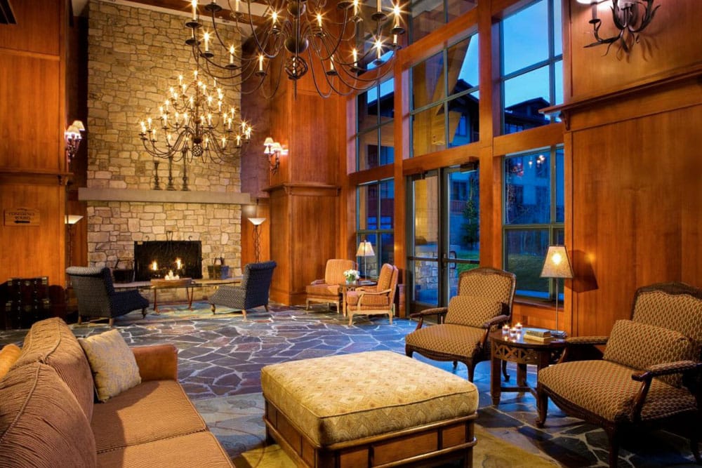 Best Hotels in Mammoth Lakes, California: The Village Lodge