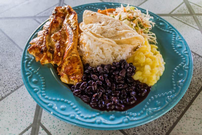 Classic Dishes to Try in Costa Rica: Casado