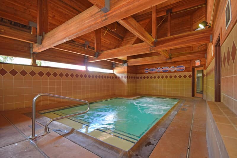 Cool Hotels in Mammoth Lakes, California: Quality Inn Near Mammoth Mountain Ski Resort
